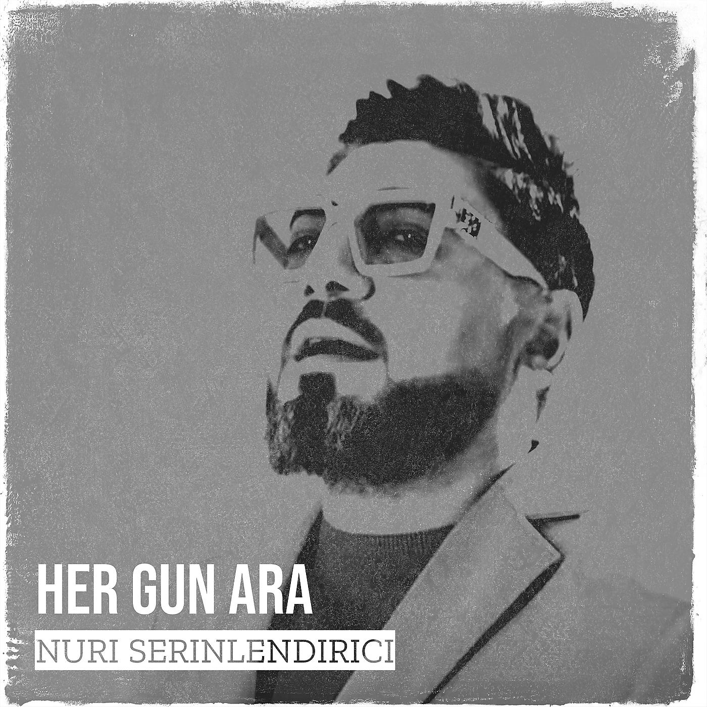 Постер альбома Her Gun Ara