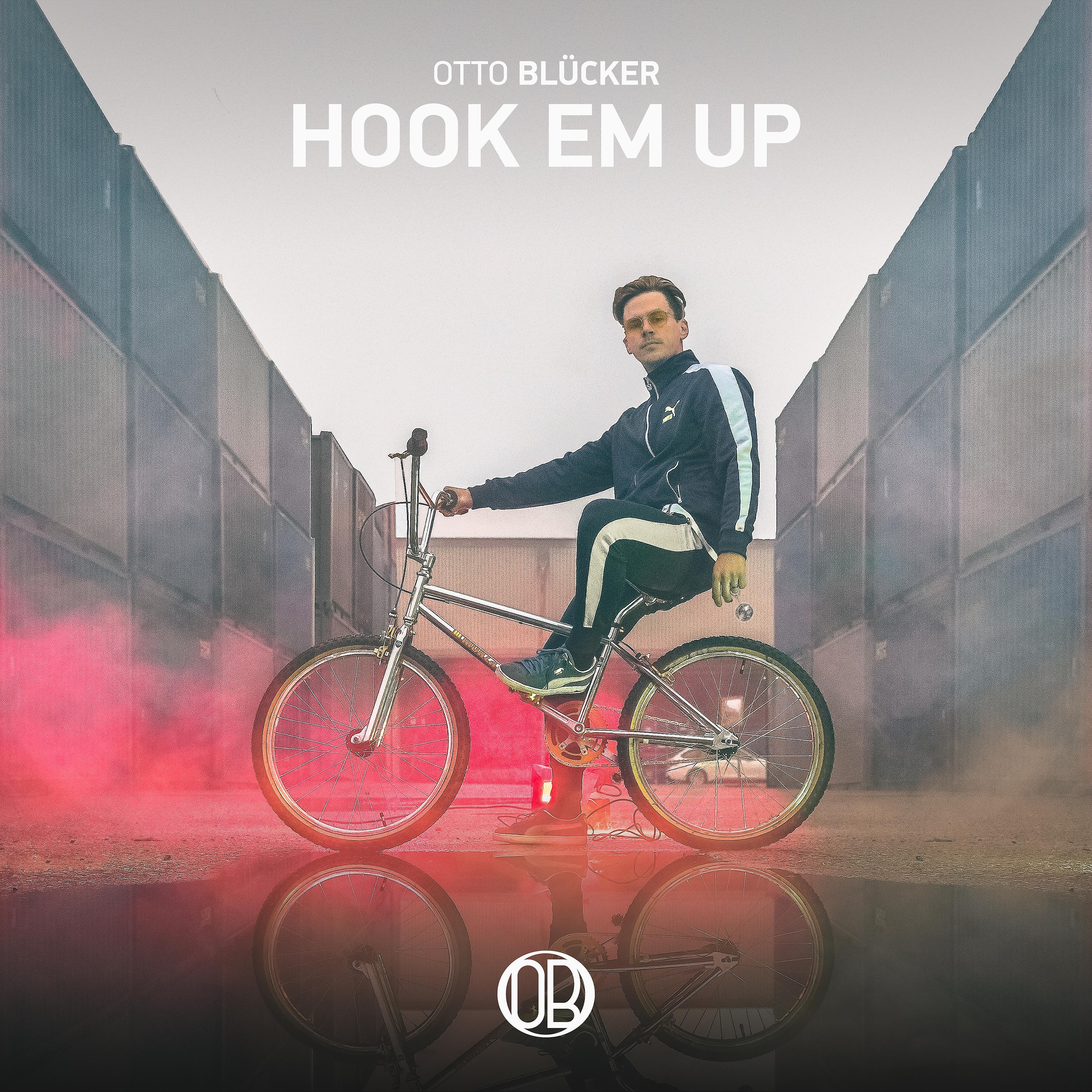 Постер альбома Hook Em Up