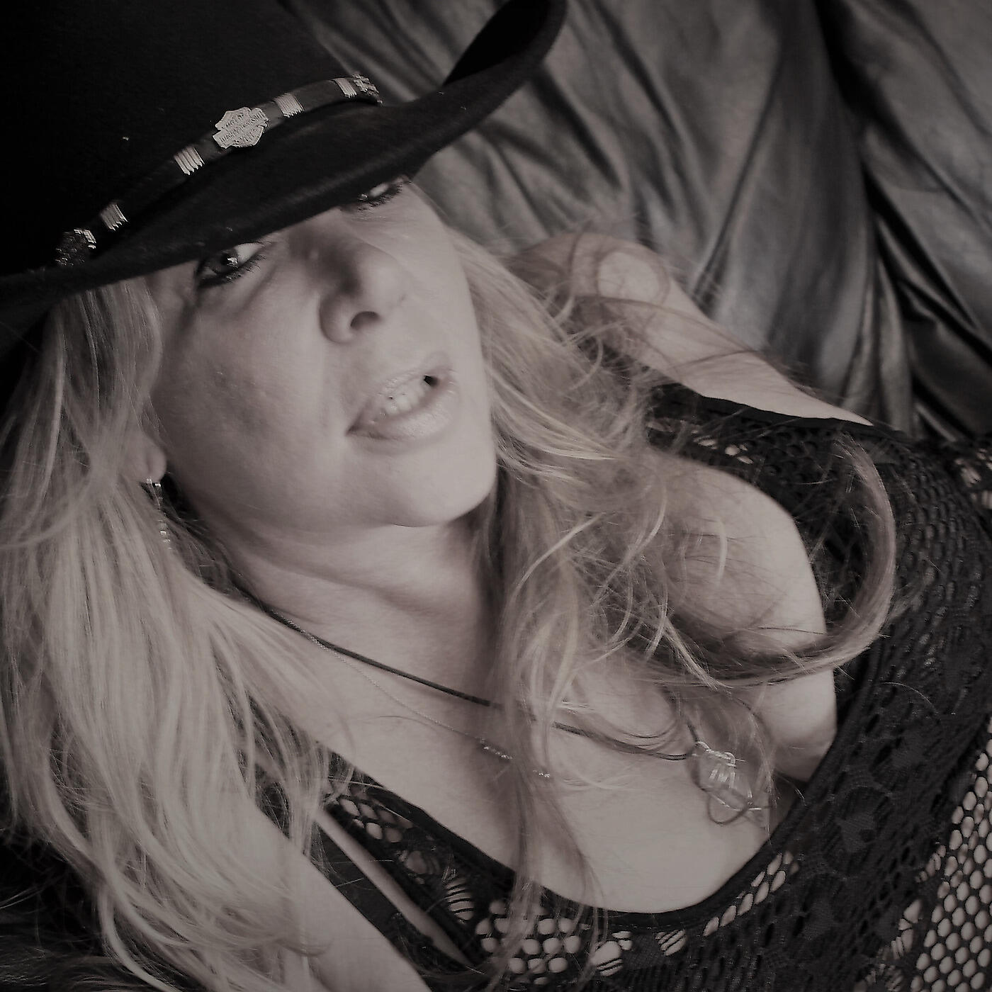 Sandra Talon - Honest Woman