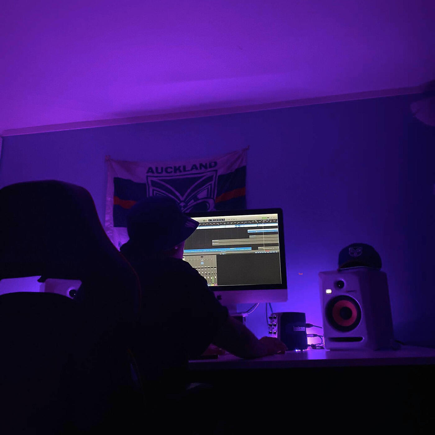 MK The Engineer - Wrong Things