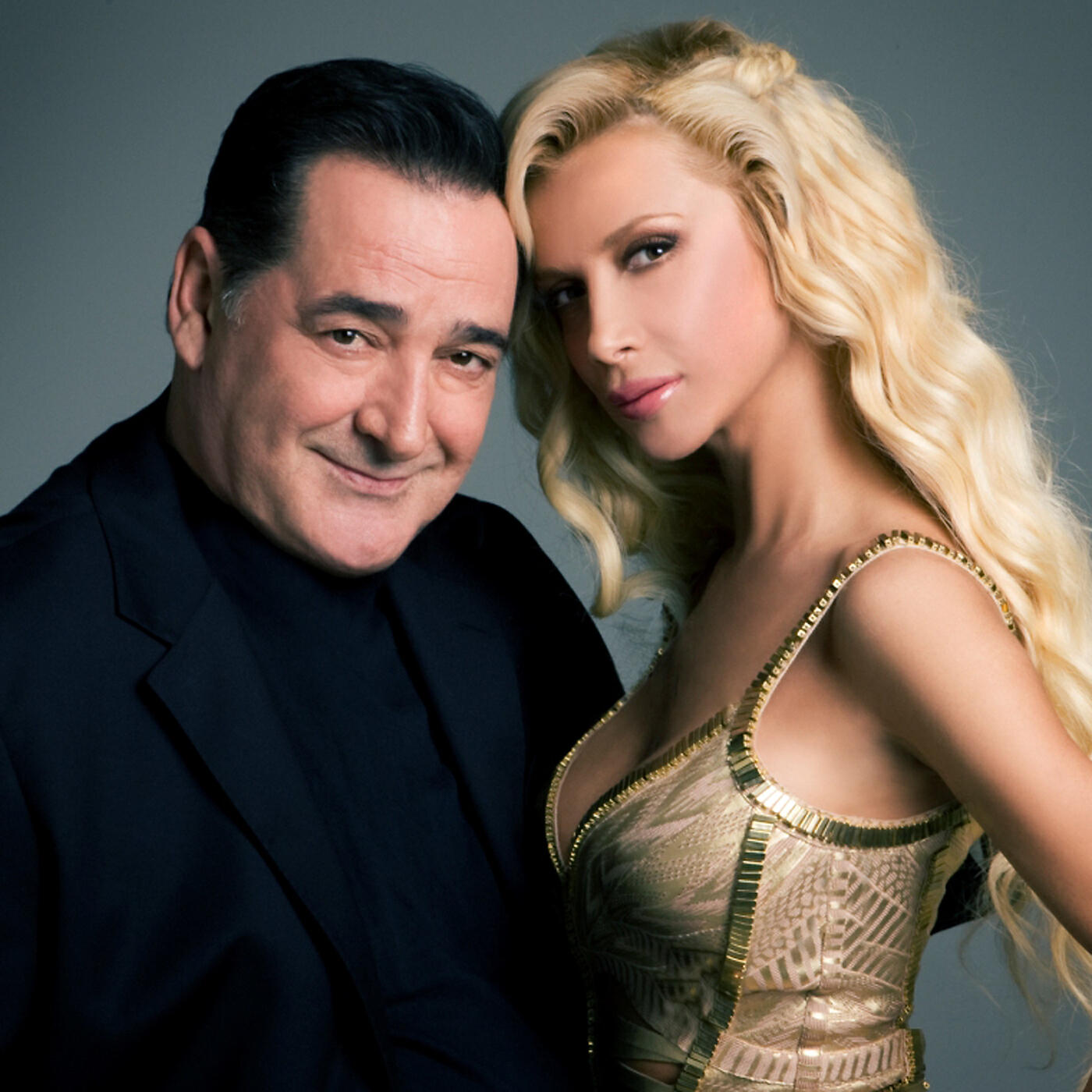 Vasilis Karras - I Agapi Ine Thiella