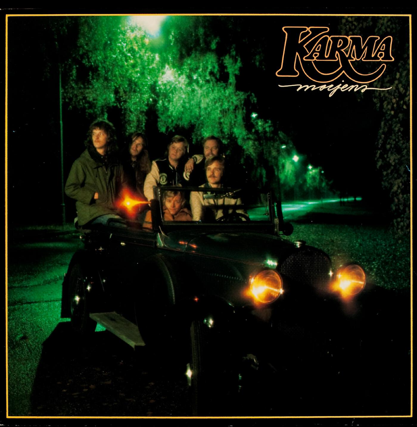 KARMA - Mustavalkoinen - Let the Rough Side Drag