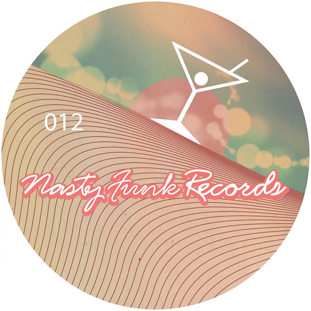 Tiago Schneider - Get Down (Clinton Houlker Remix)