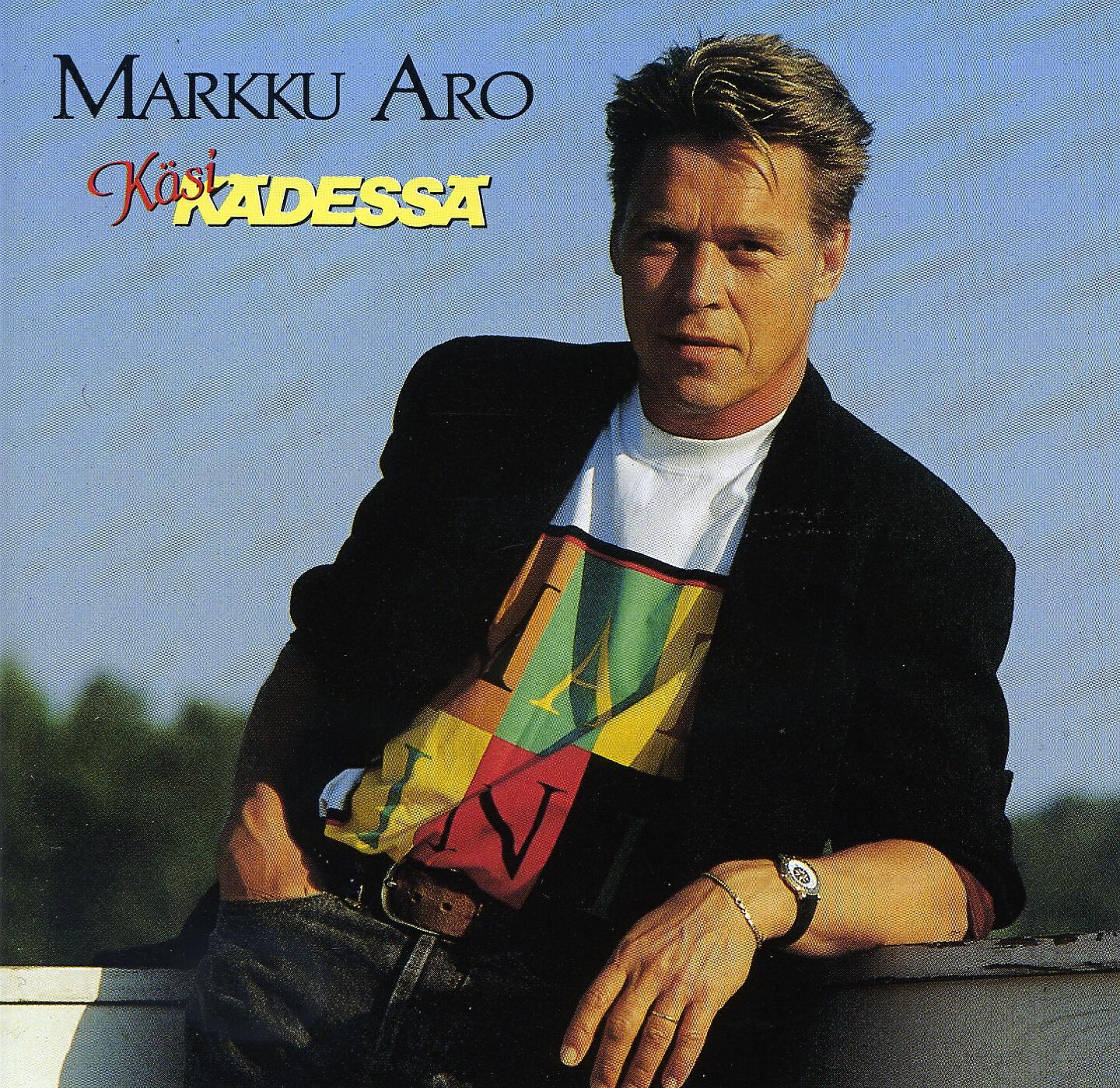 Markku Aro - Käsi kädessä