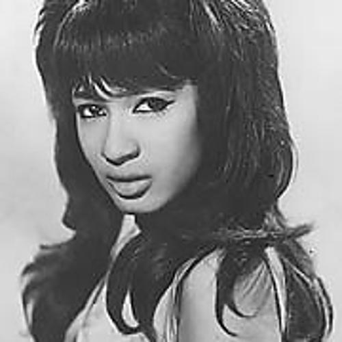 Ronnie Spector - Rockin' Around The Christmas Tree