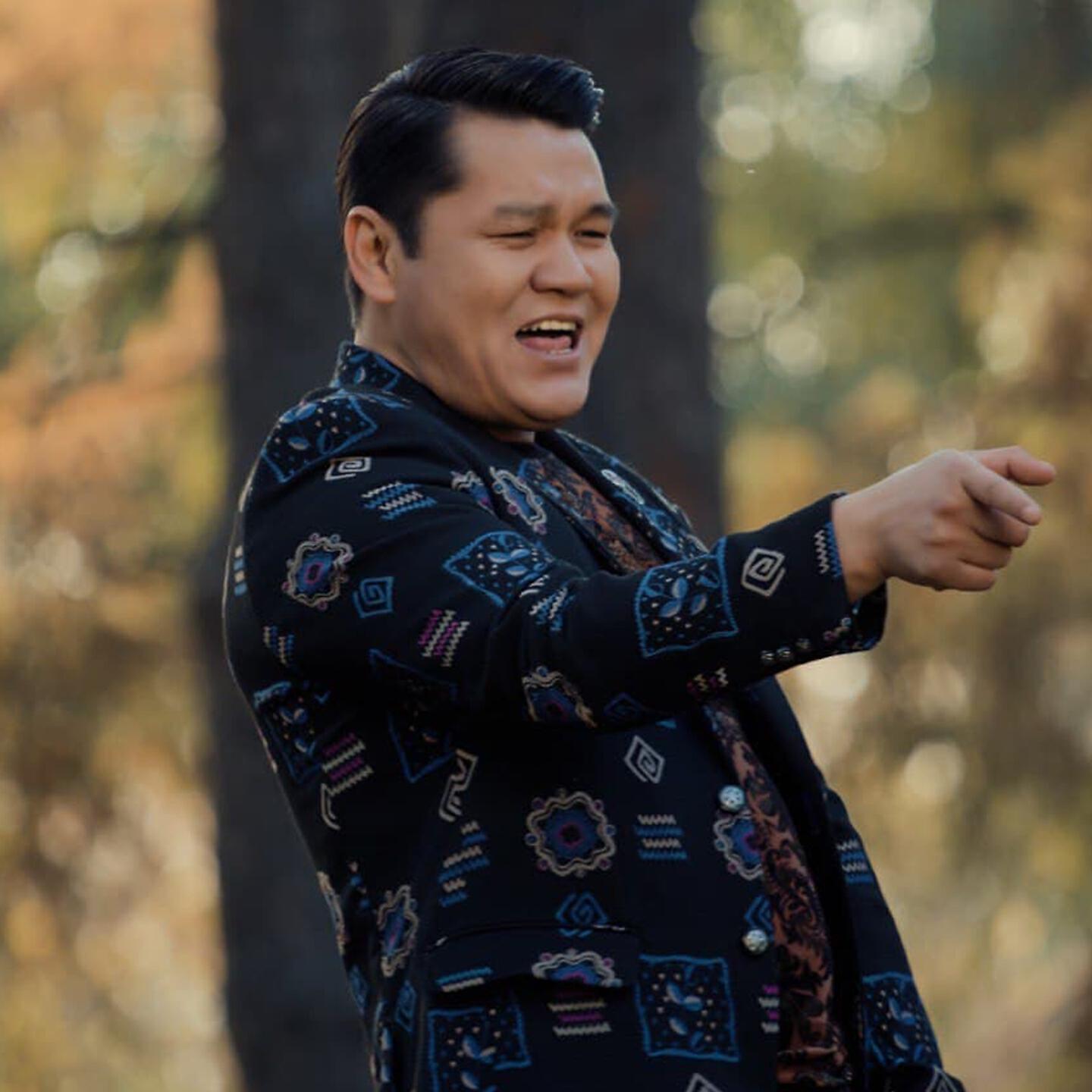 Слушать рахымжан 18 25. Рахымжан. Казыев рахым. Семья рахымжан жакайым. Козмоншагым.