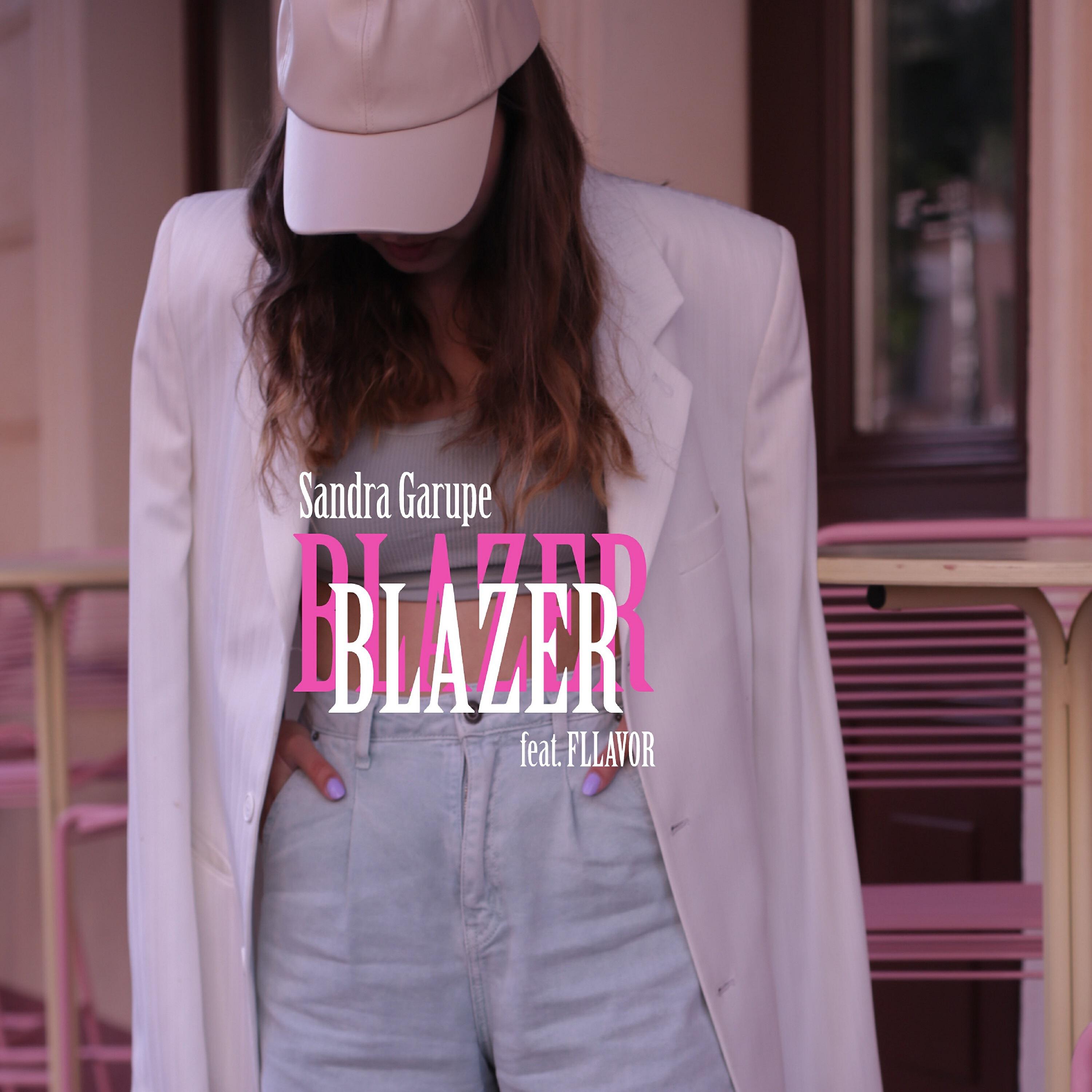 Sandra Garupe - BLAZER
