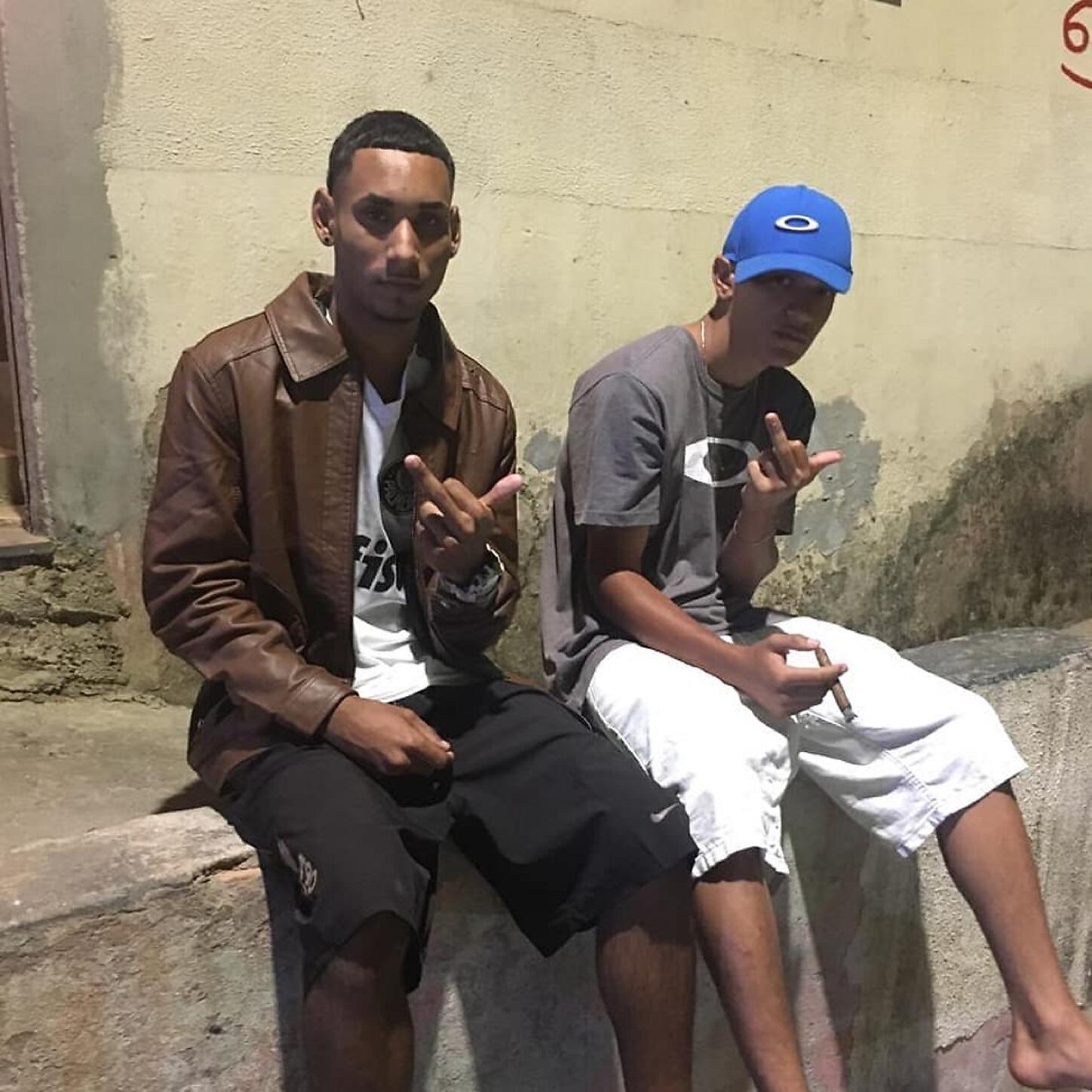 DJ JV DA BL - Fode Com Os Vapor 