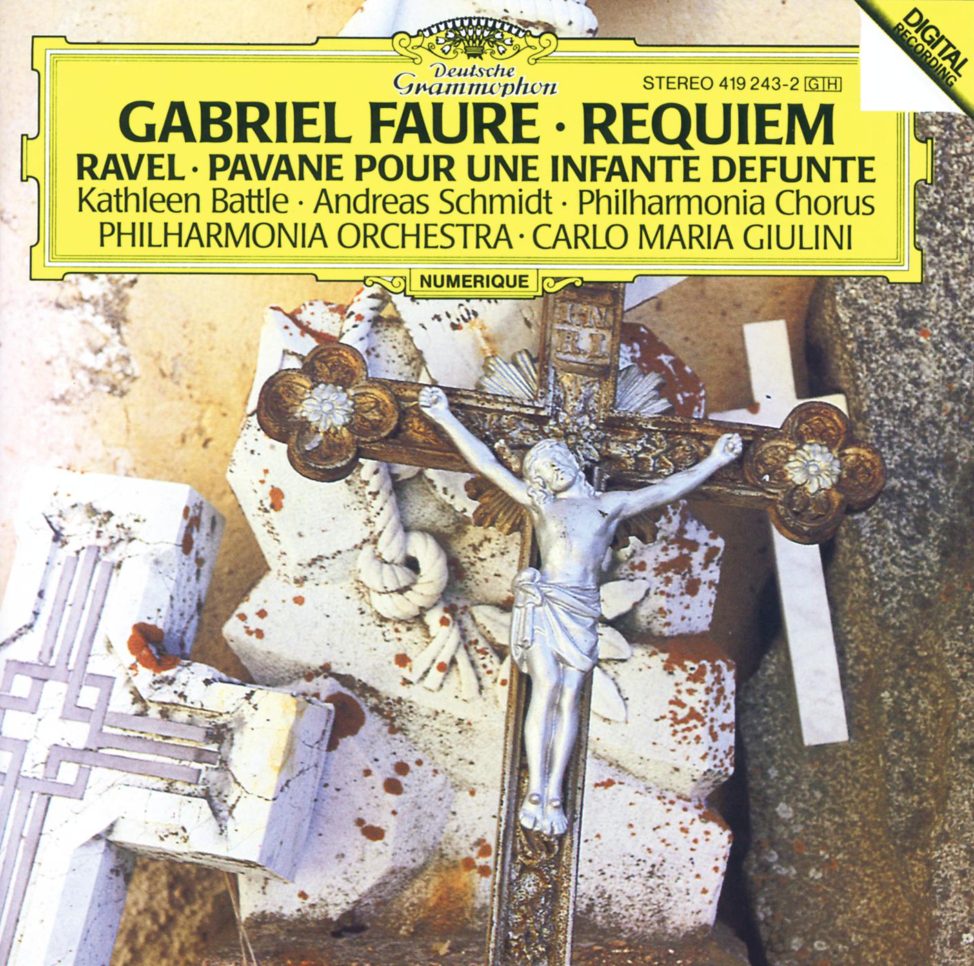 Постер альбома Fauré: Requiem / Ravel: Pavane pour une infante défunte
