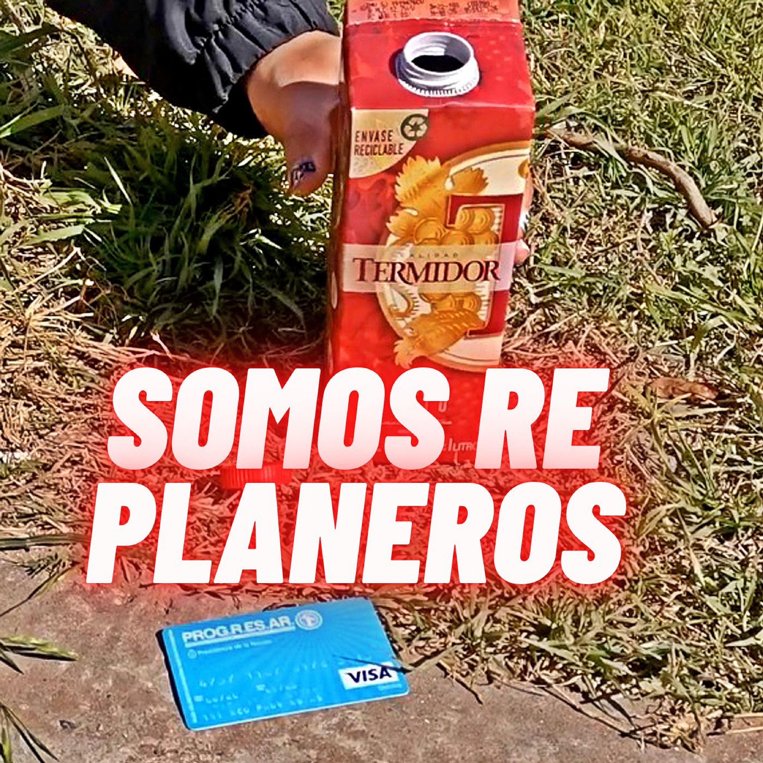 Постер альбома Somos Re Planeros