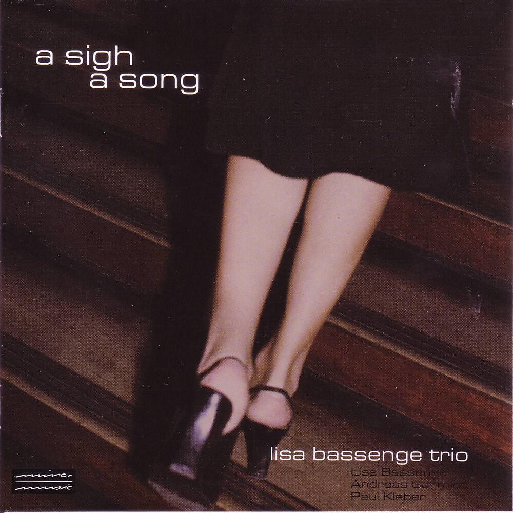 Lisa Bassenge Trio - It´s Now Or Never