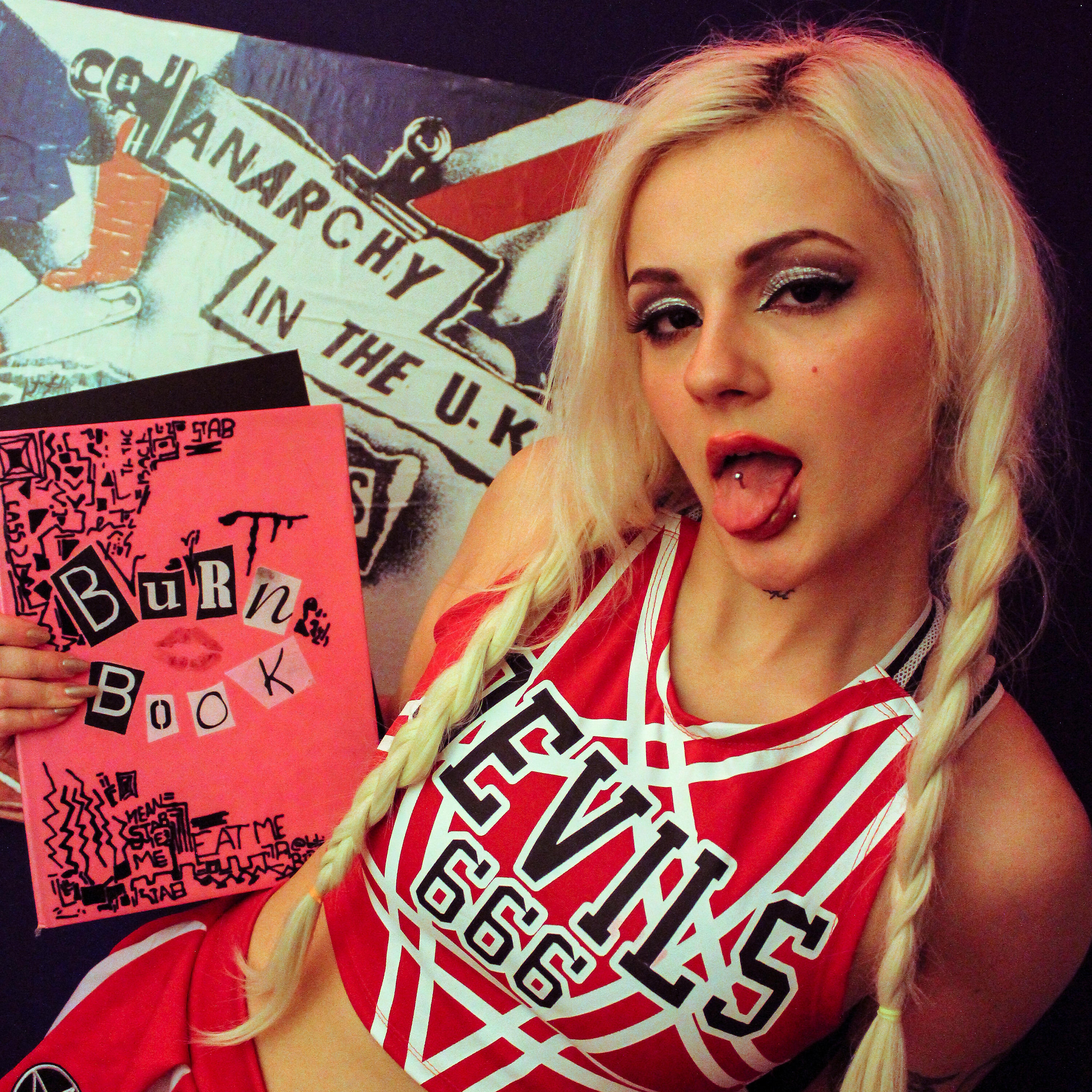 Bibi babydoll, dj brunin xm. Automotivo bibi fogosa bibi babydoll, dj brunin xm. Bibi babydoll сливы. гр. Britney spears - toxic (the onyx hotel tour).