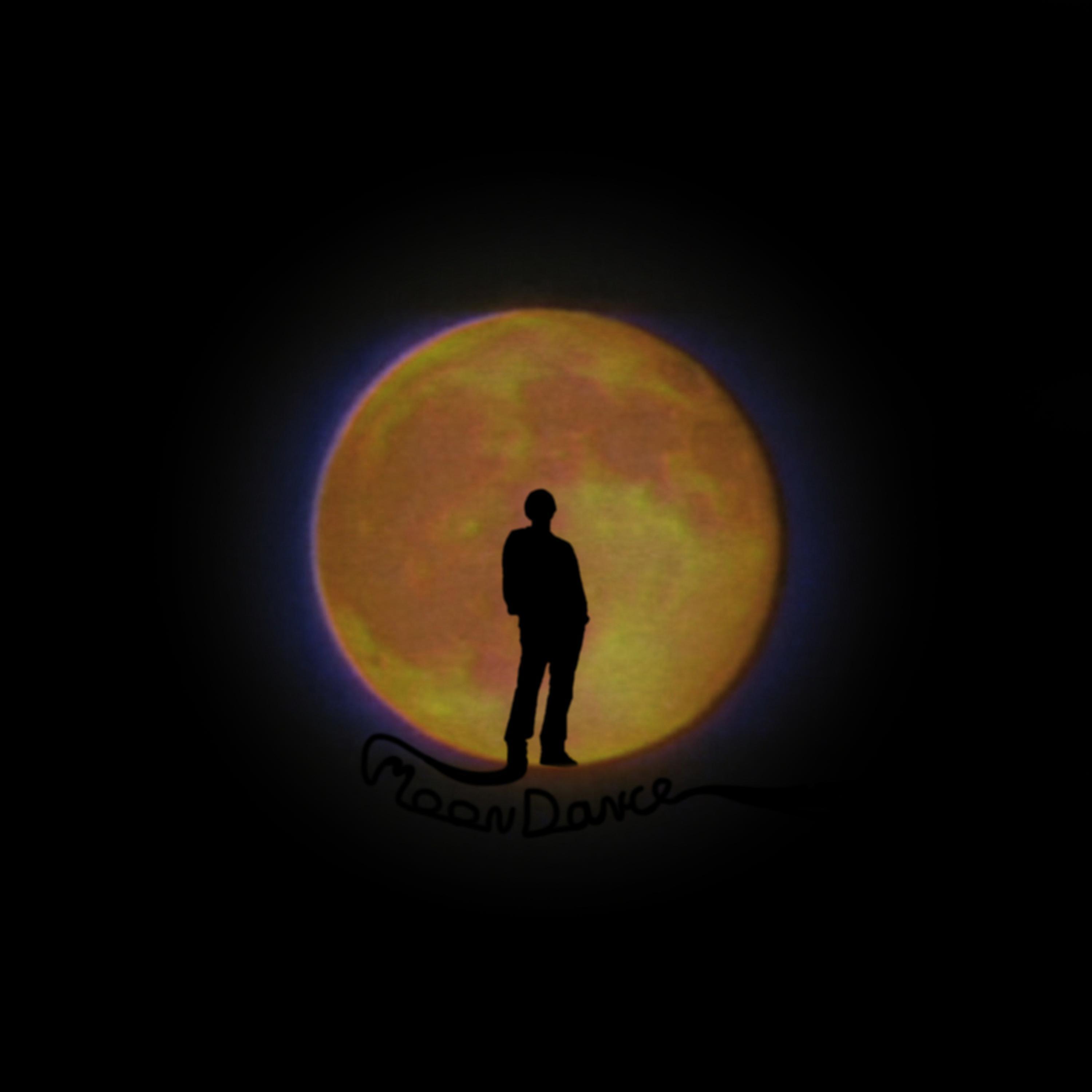 Постер альбома moon dance