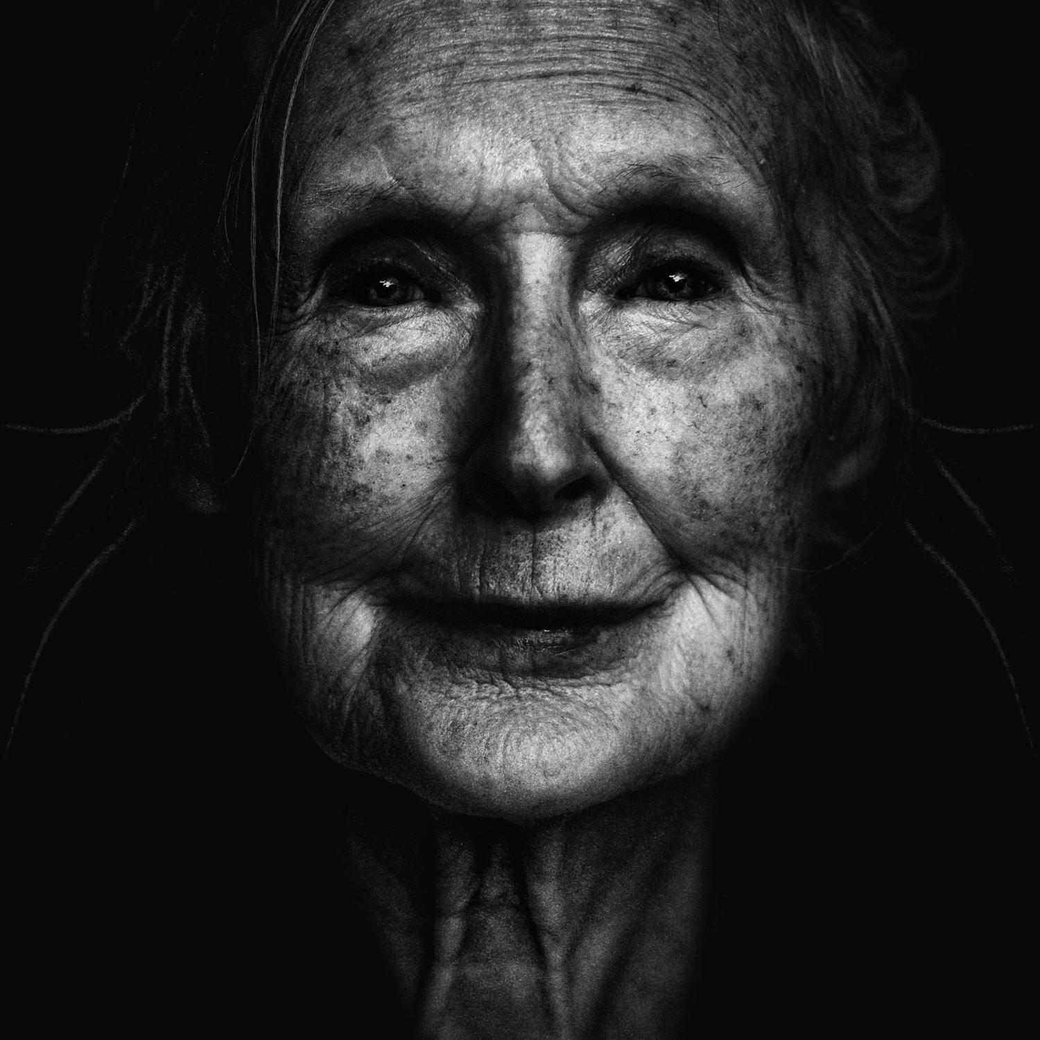 Человеческий портрет. Lee Jeffries. Филипп Джеффрис. Бабушка фотопортрет. Портрет старушки.