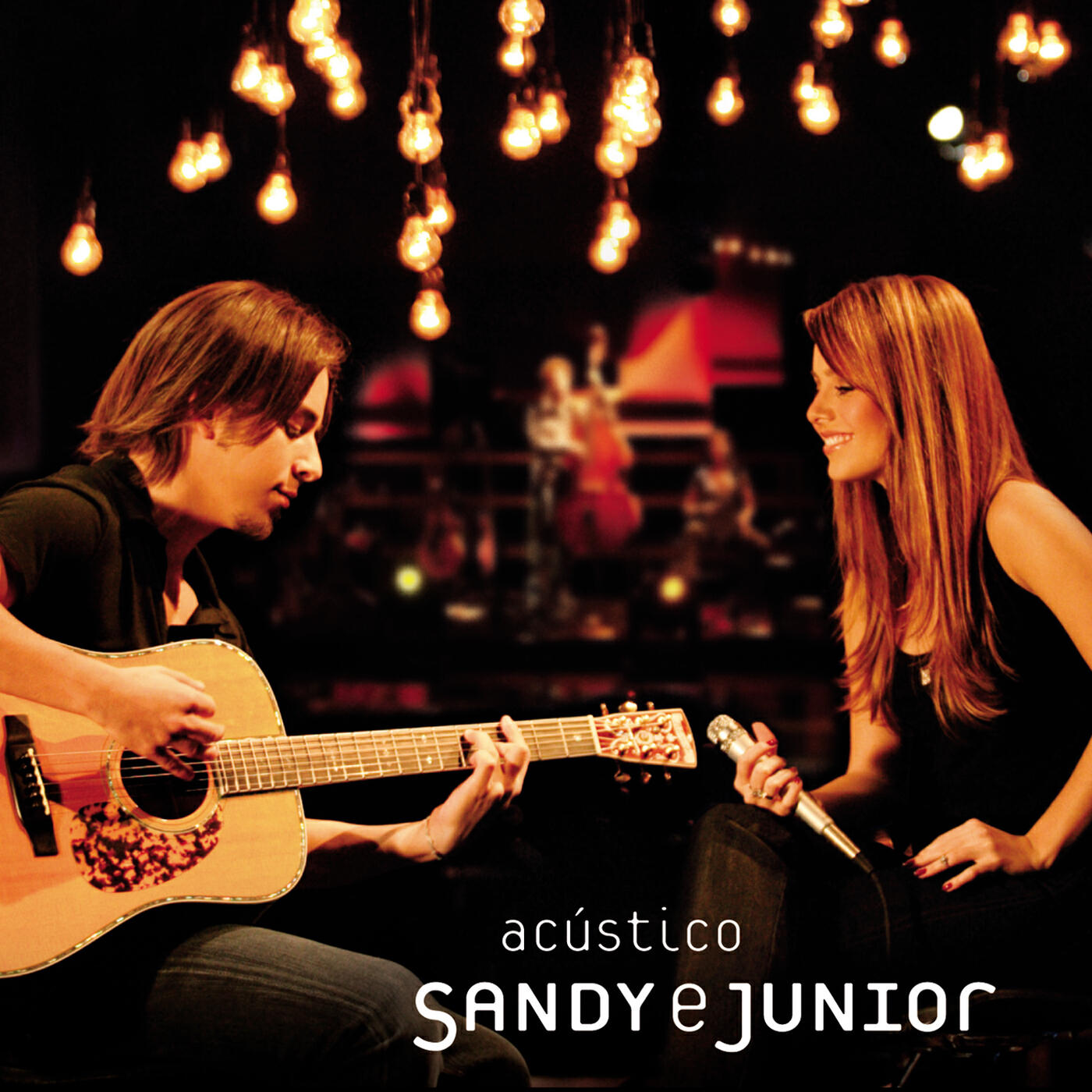 Sandy e Junior - Estranho Jeito De Amar (Ao Vivo)