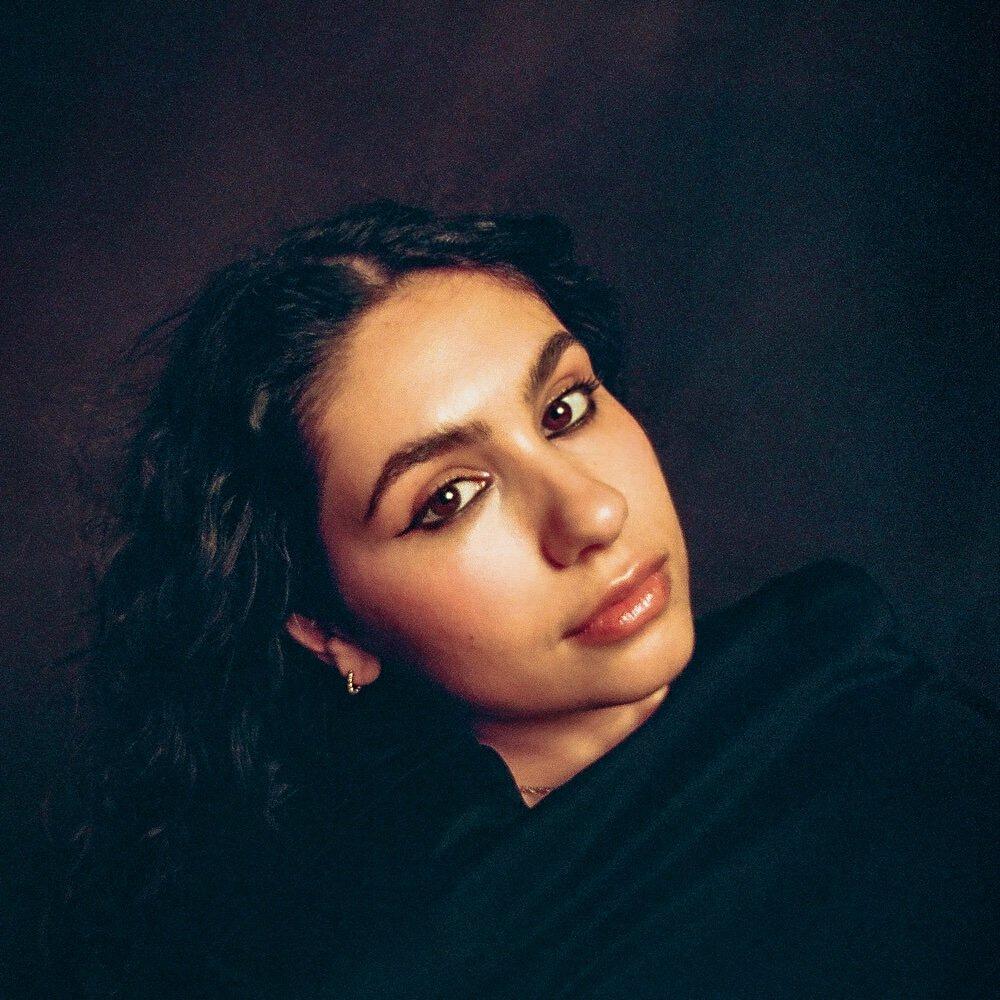 Alessia Cara все песни в mp3