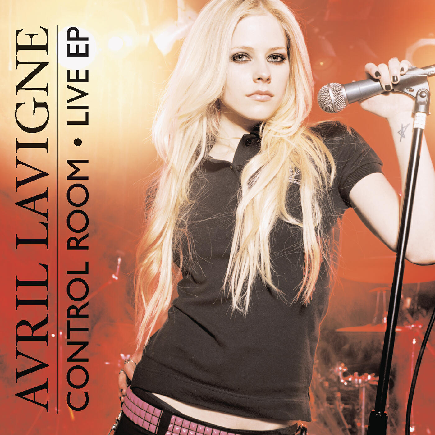 Avril Lavigne - Hot (Live at The Roxy Theatre, Los Angeles, CA - October 2007)
