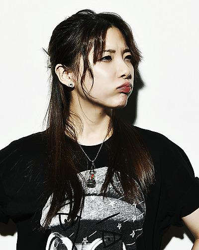 Tymee. тайми корейская рэперша. Tymee корейский рэпер. Tymee. Tymee корейский рэпер.