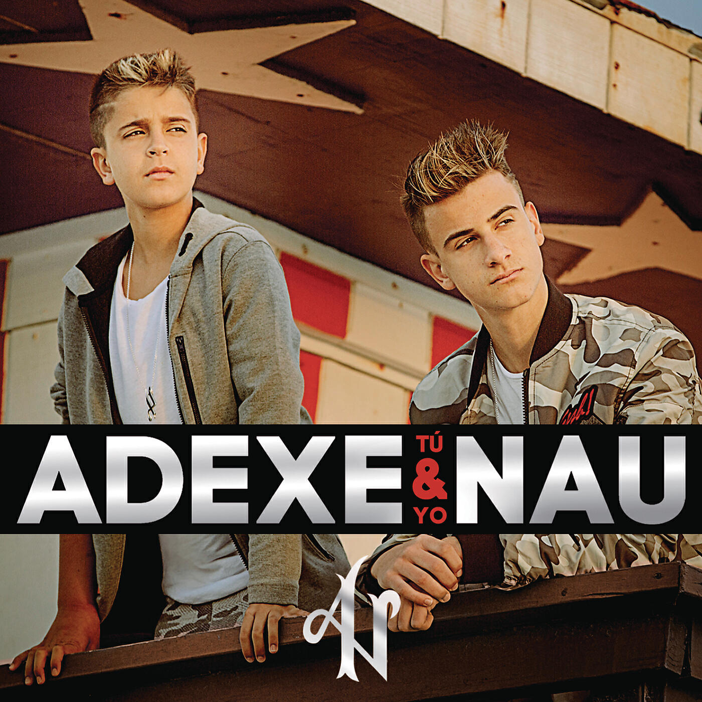 Adexe & Nau - Sólo Amigos