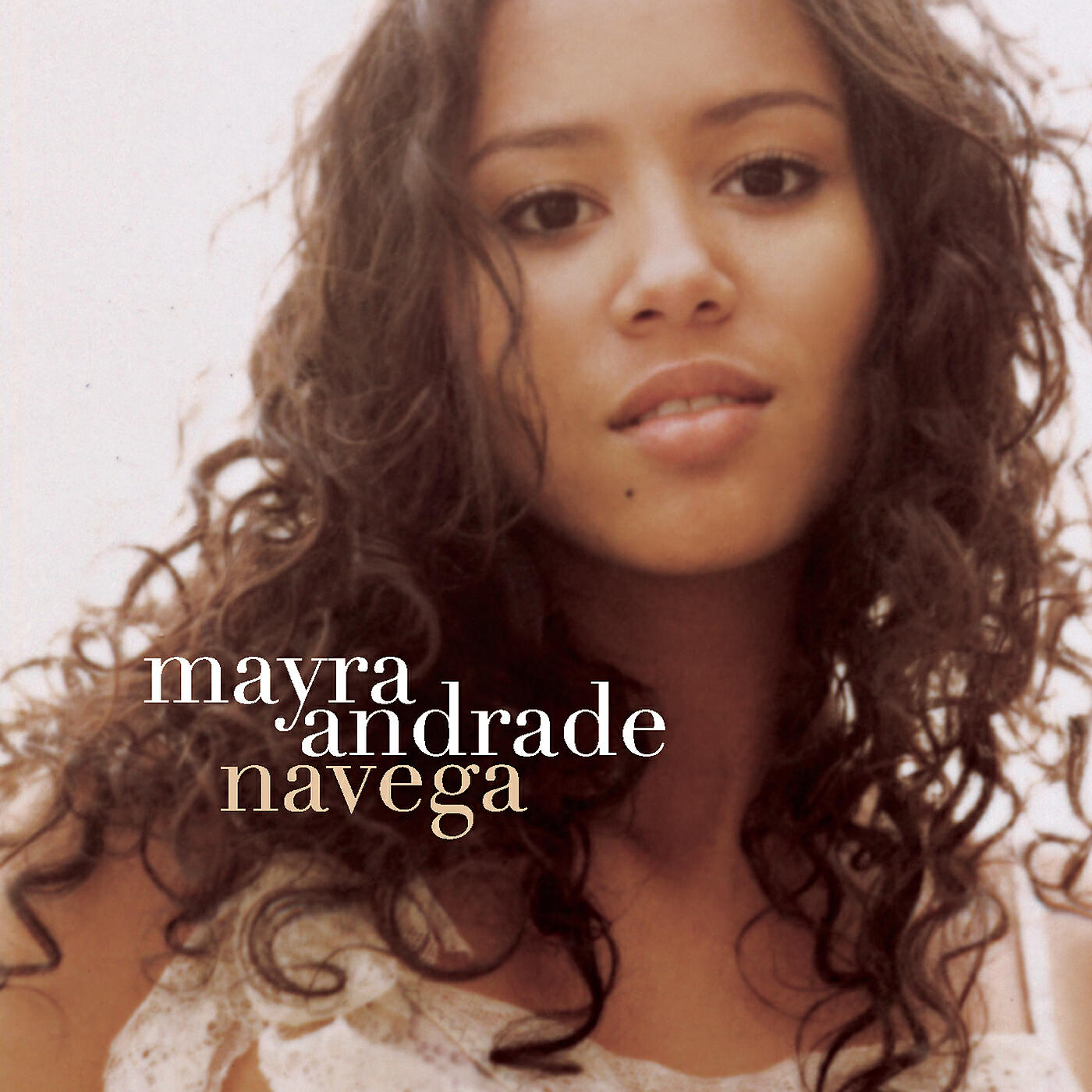 Mayra Andrade - Regasu