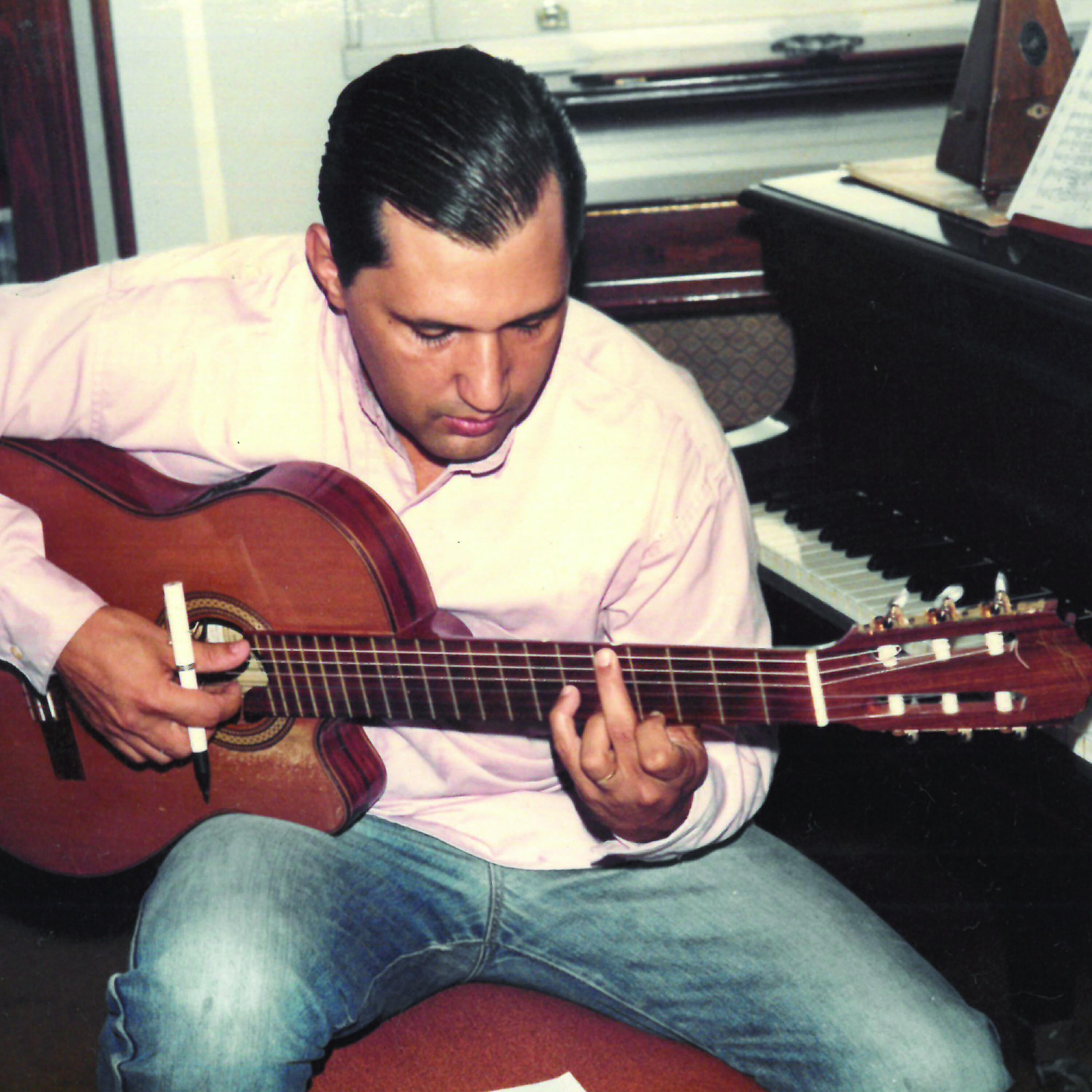 Cesar a S Nascimento - A Esfinge de Lins