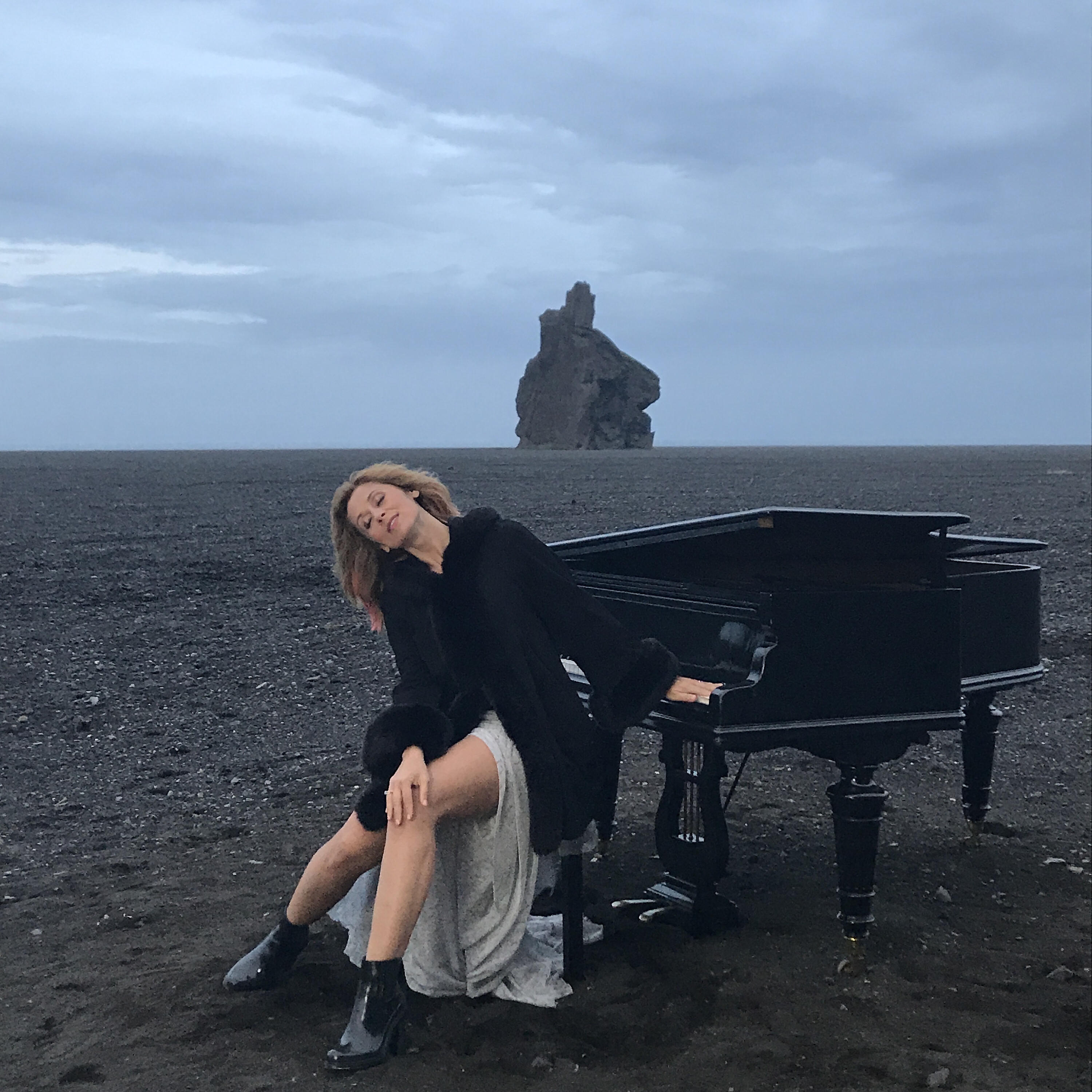 LARA FABIAN - Choose What You Love Most (Let It Kill You)