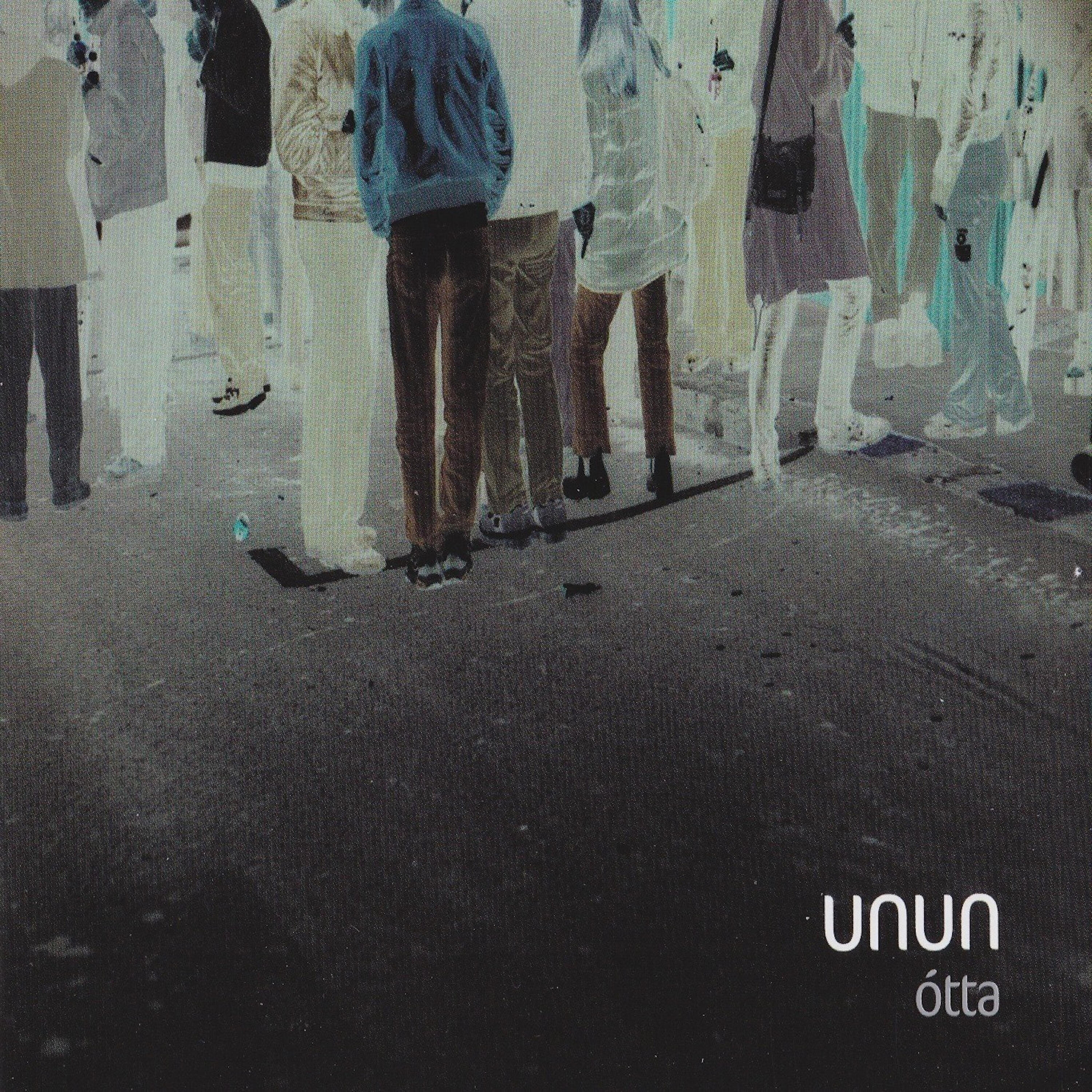 Unun - Dauði Á Míníbar