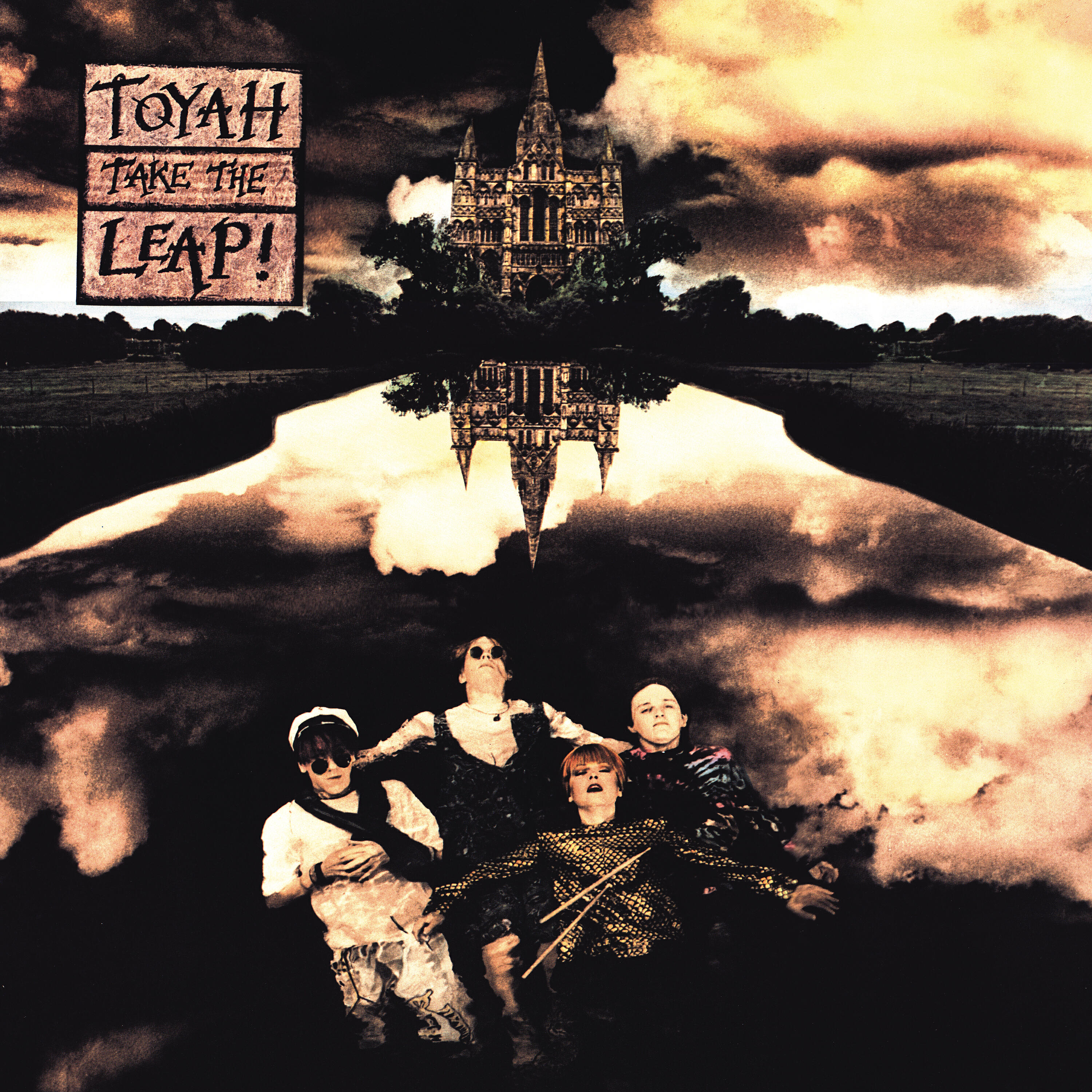 Toyah - Now I'm Running