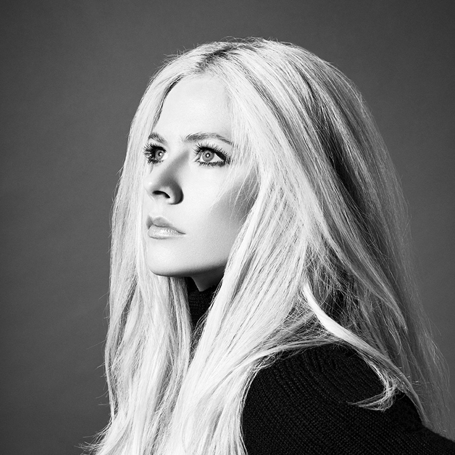 Avril Lavigne - фото